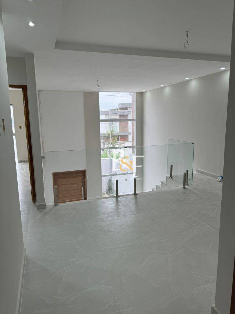 Casa à venda com 3 quartos, 186m² - Foto 11