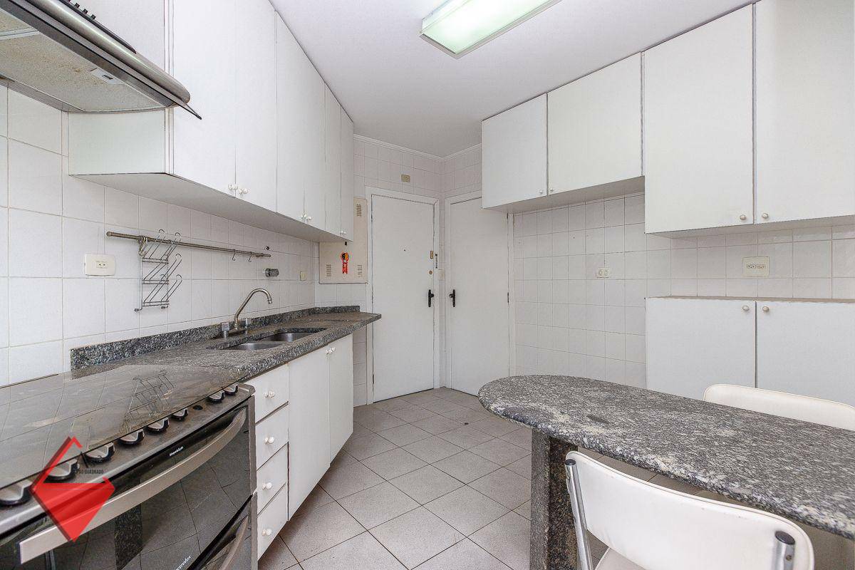 Apartamento à venda com 3 quartos, 112m² - Foto 12