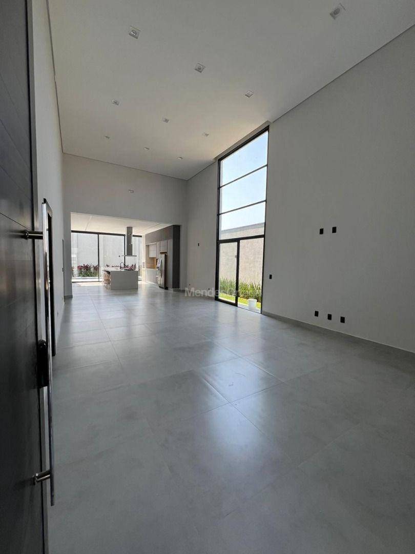 Casa de Condomínio à venda com 3 quartos, 448m² - Foto 2