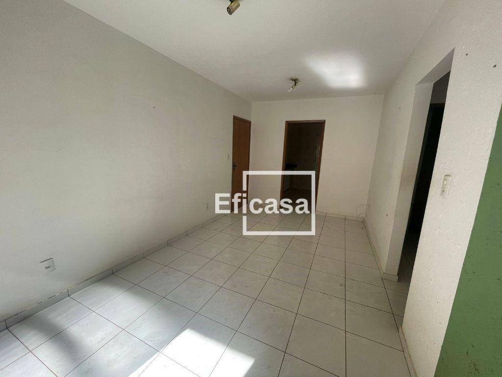 Apartamento à venda com 3 quartos, 80m² - Foto 4