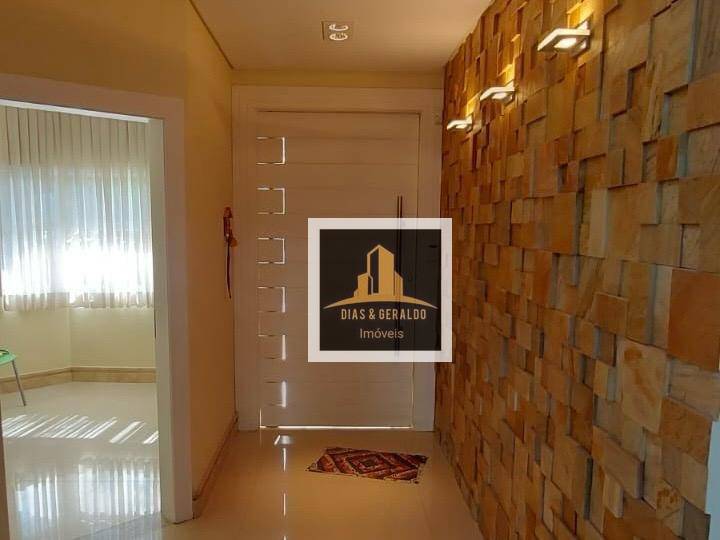 Sobrado à venda com 4 quartos, 600m² - Foto 8