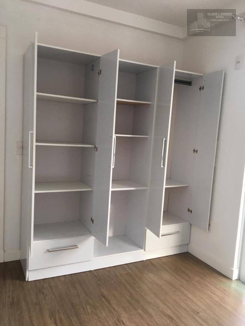 Apartamento à venda com 3 quartos, 215m² - Foto 19