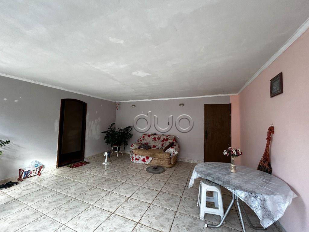 Casa à venda com 2 quartos, 200m² - Foto 4