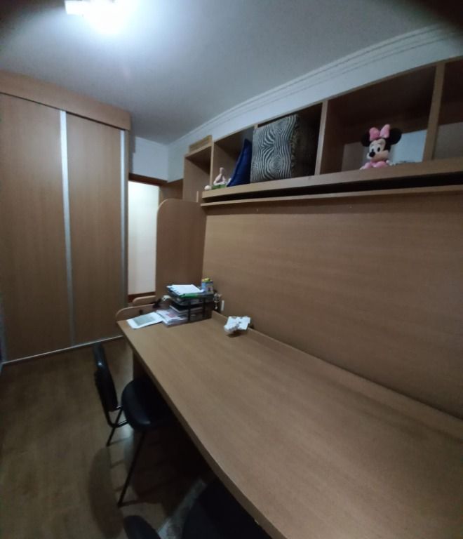 Apartamento à venda com 2 quartos, 75m² - Foto 18