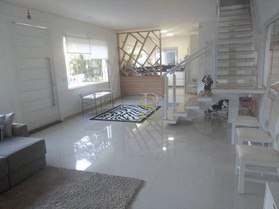 Casa à venda com 3 quartos, 230m² - Foto 4