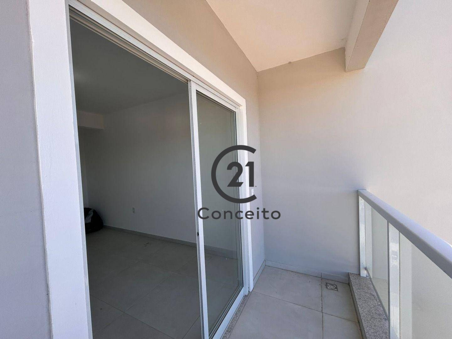 Casa para alugar com 3 quartos, 100m² - Foto 2