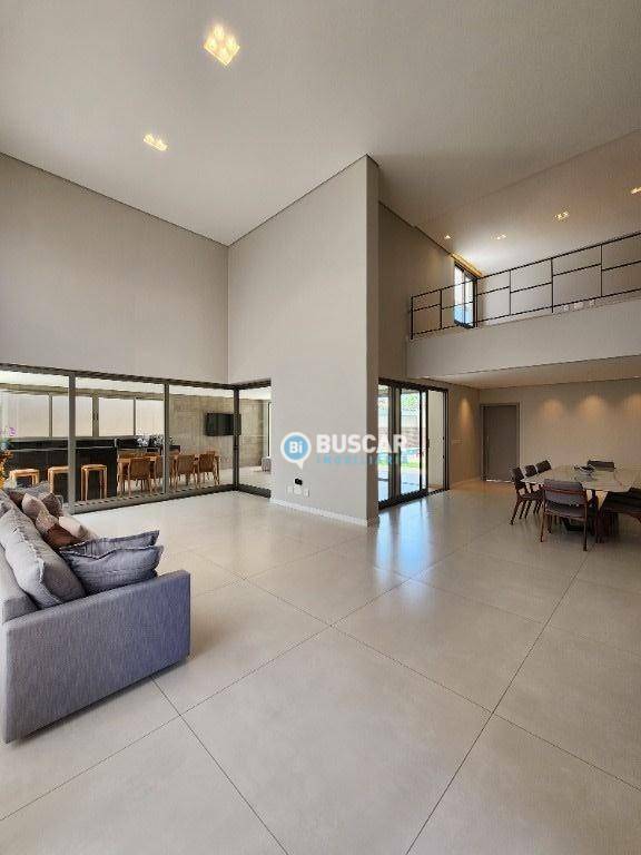 Casa de Condomínio à venda com 4 quartos, 470m² - Foto 5