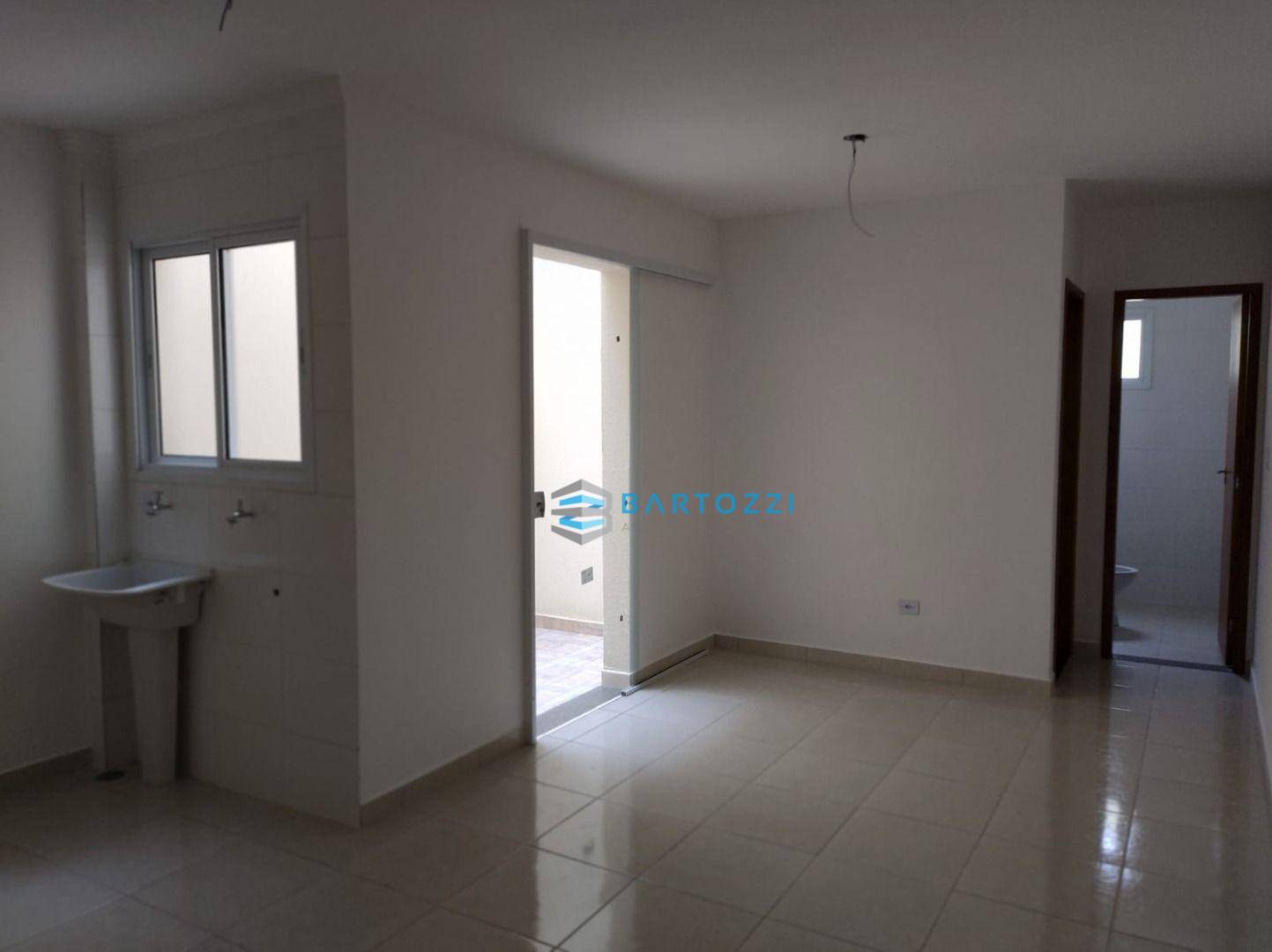 Apartamento à venda com 1 quarto, 30m² - Foto 2