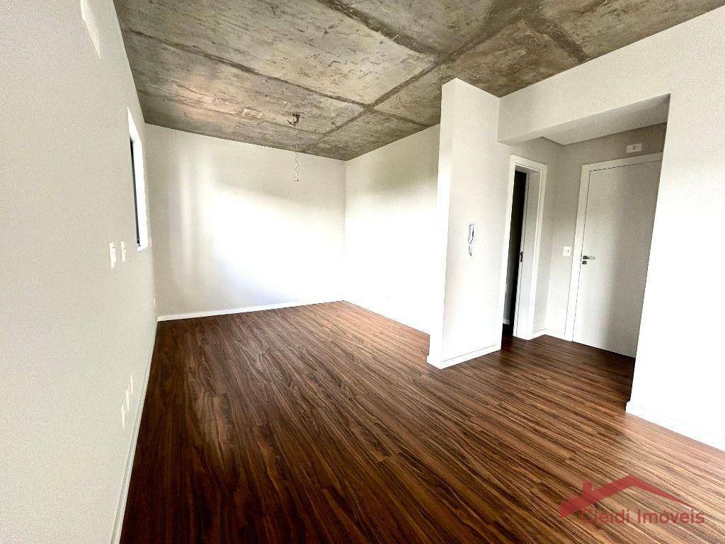 Apartamento à venda com 1 quarto, 38m² - Foto 10