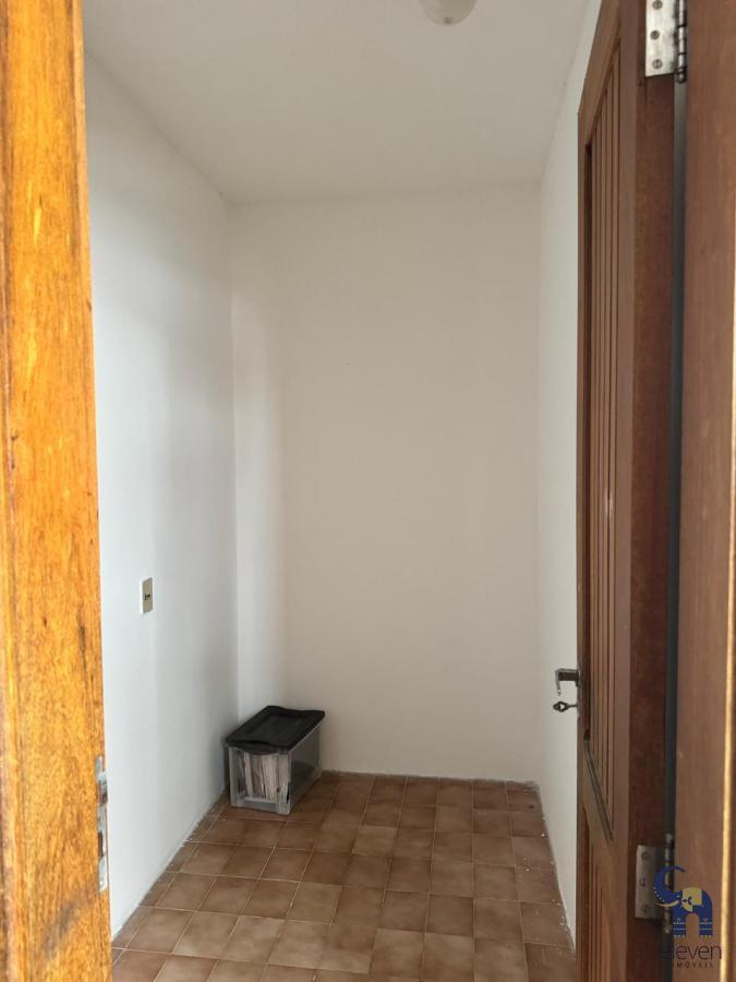 Apartamento à venda com 4 quartos, 230m² - Foto 20