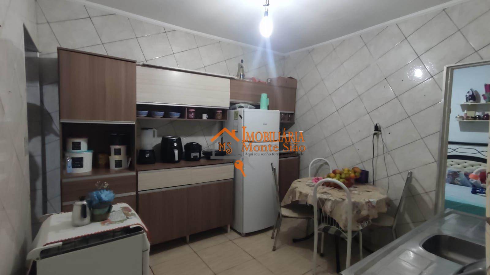 Casa à venda com 4 quartos, 200m² - Foto 7