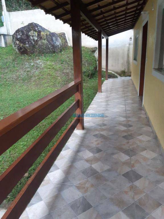 Casa de Condomínio à venda com 3 quartos, 180m² - Foto 17