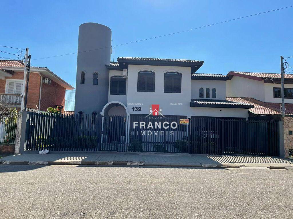 Casa à venda e aluguel com 7 quartos, 707m² - Foto 4