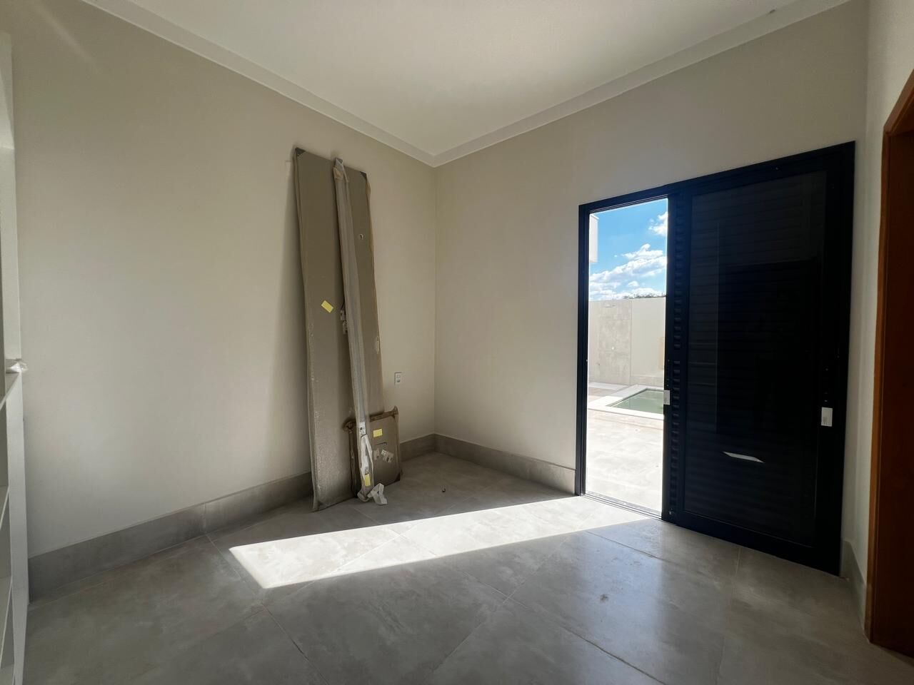 Casa à venda com 3 quartos, 300m² - Foto 7