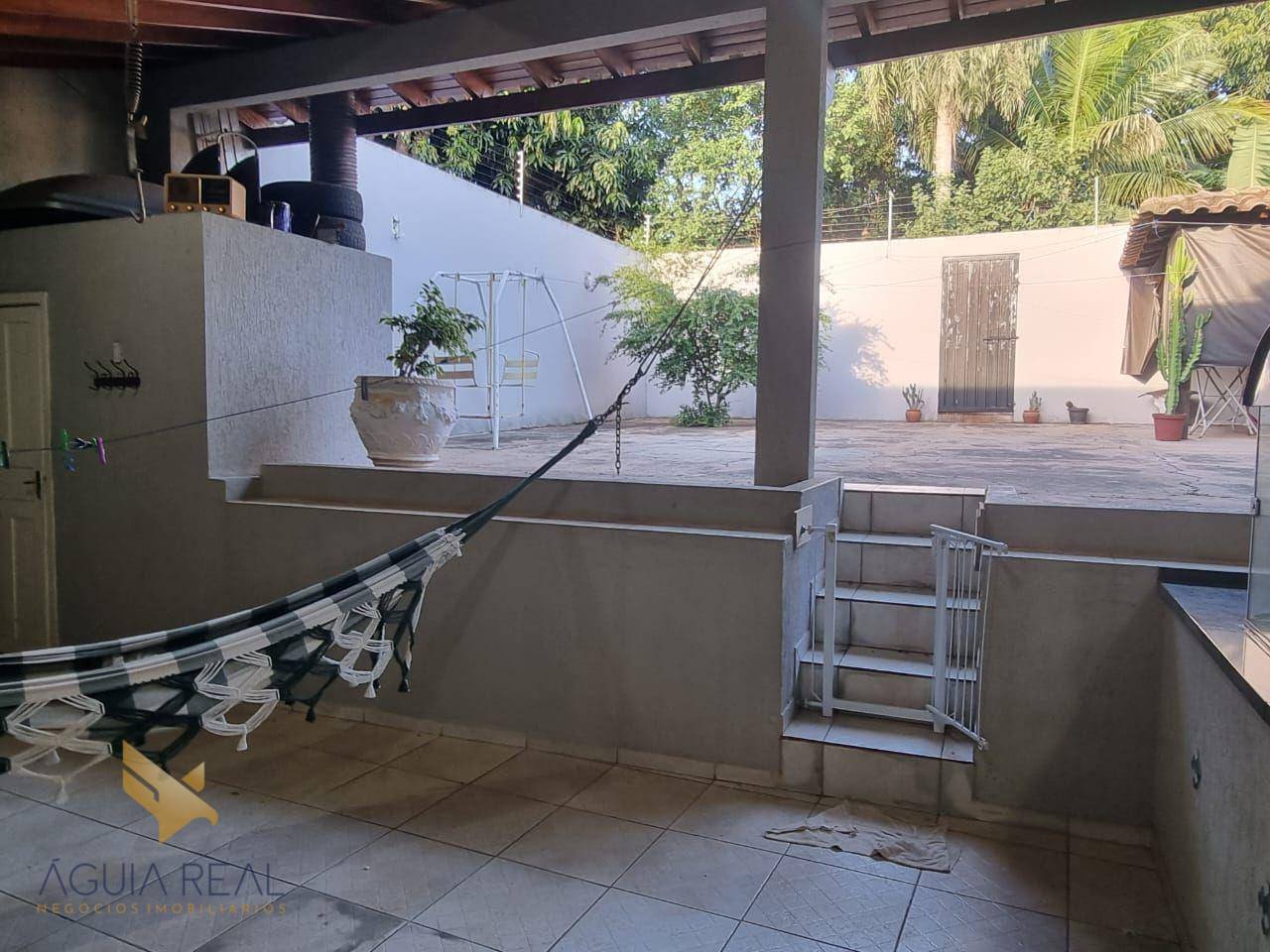 Casa à venda com 3 quartos, 204m² - Foto 11