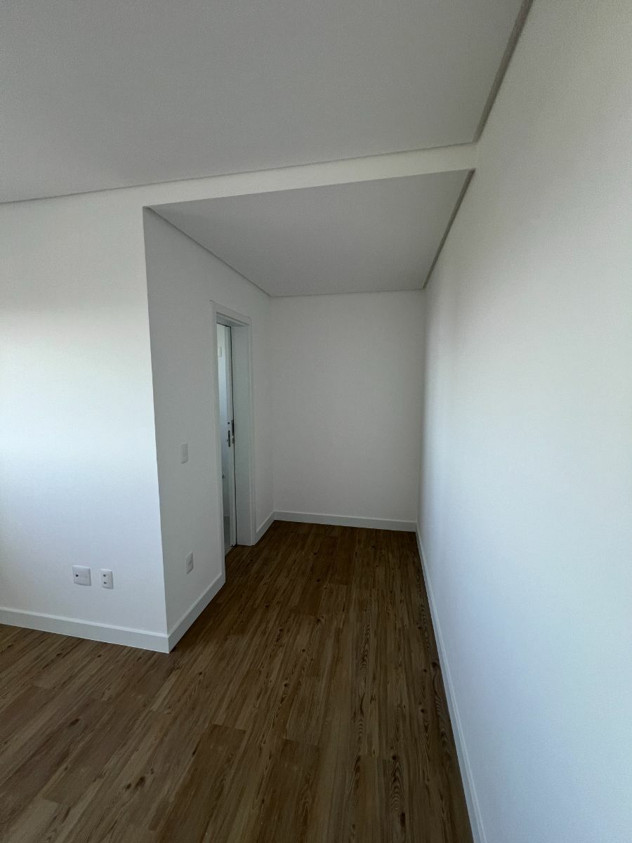 Apartamento à venda com 3 quartos - Foto 26