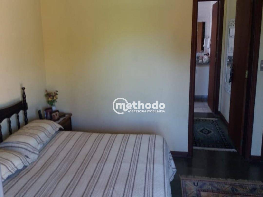 Casa à venda com 4 quartos, 330m² - Foto 19