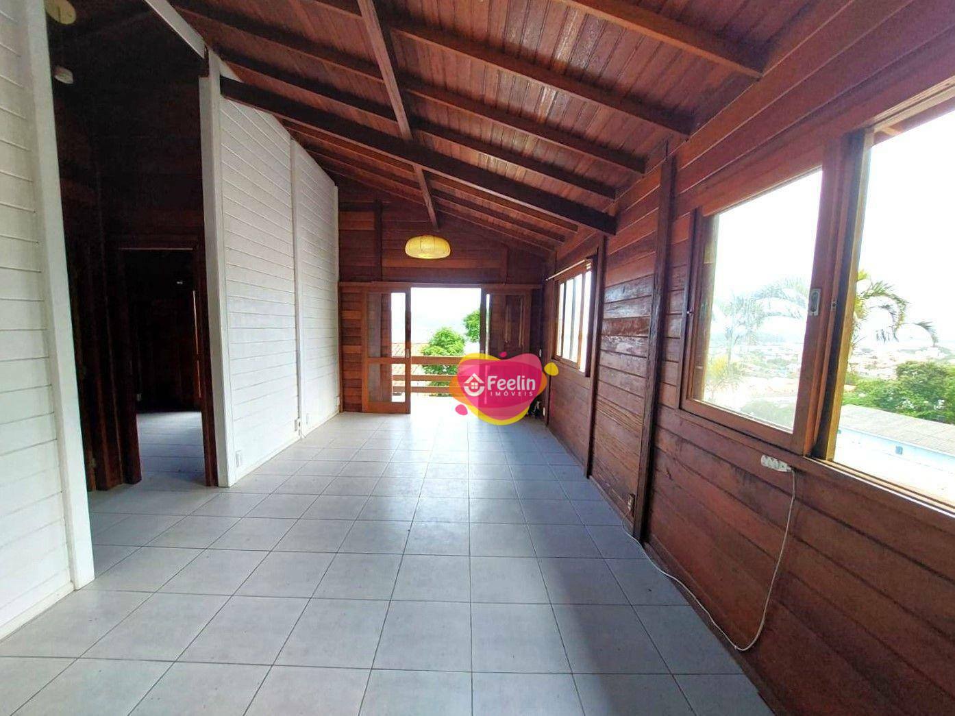 Casa à venda com 3 quartos, 170m² - Foto 12