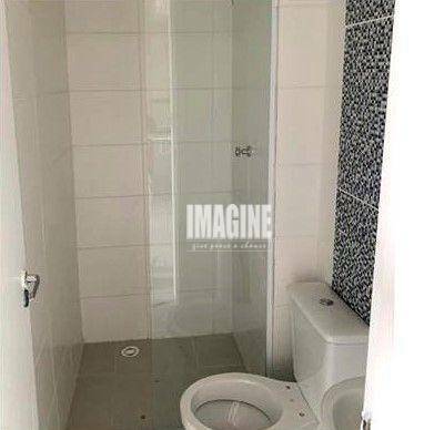 Apartamento à venda com 2 quartos, 40m² - Foto 17