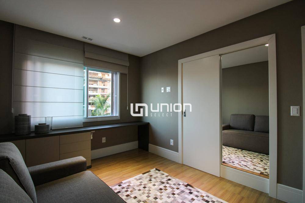 Apartamento à venda com 3 quartos, 136m² - Foto 9