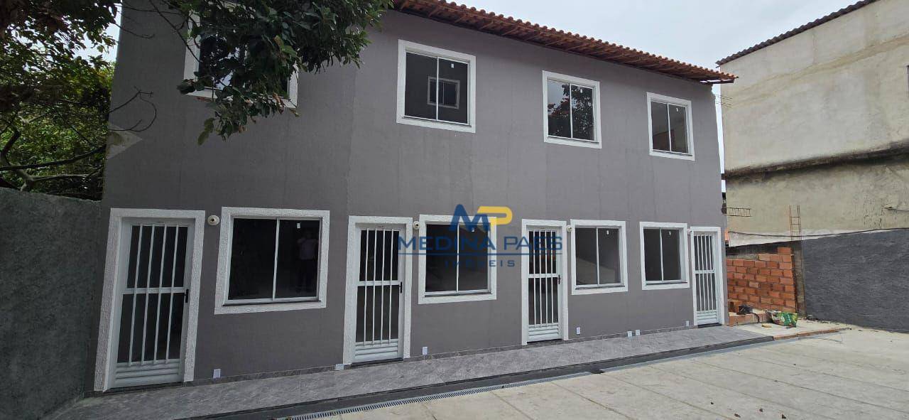 Casa à venda com 2 quartos, 60m² - Foto 1