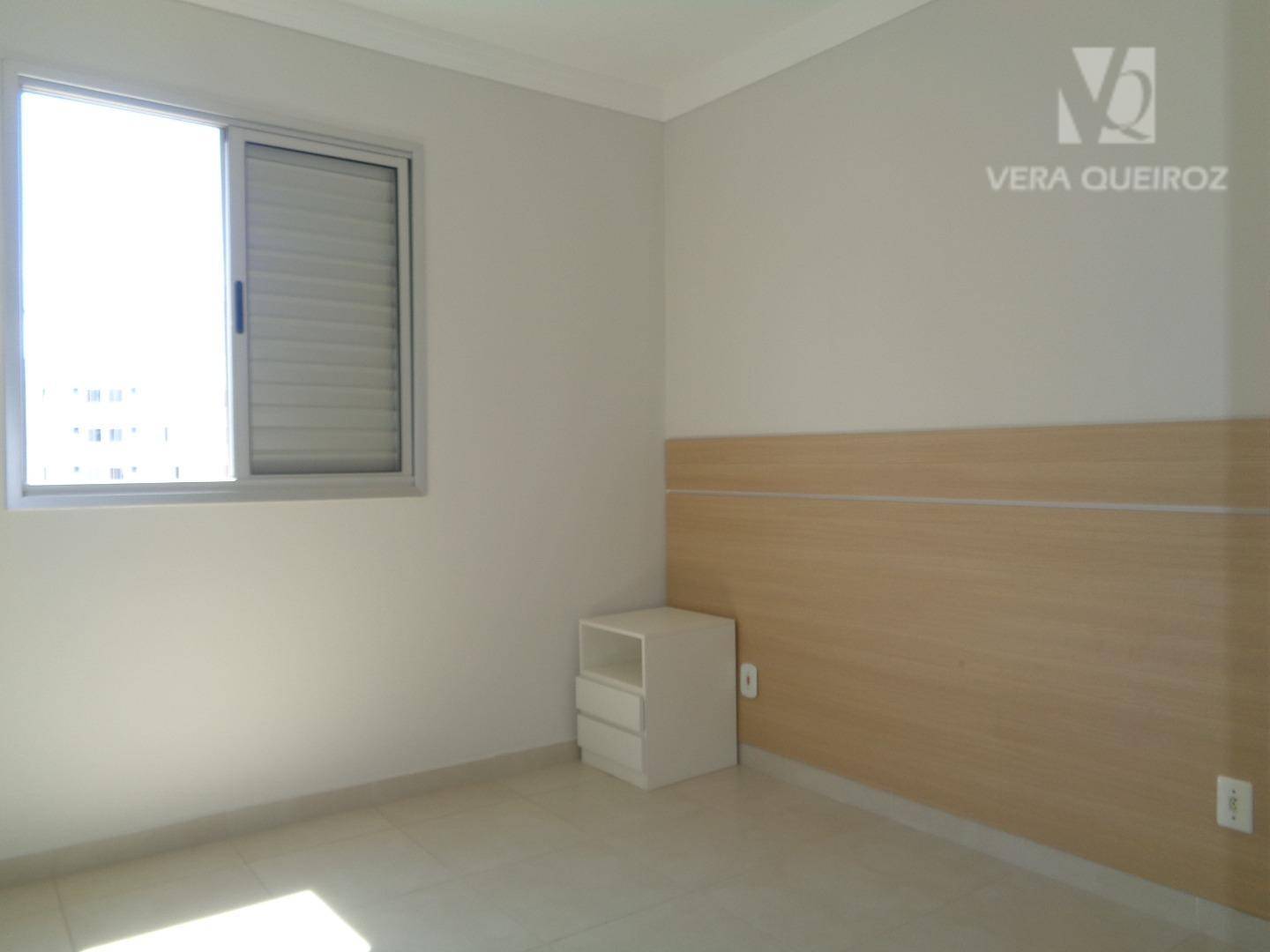 Apartamento à venda com 3 quartos, 65m² - Foto 13