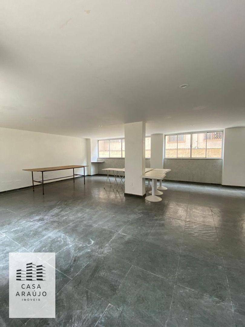 Apartamento à venda com 4 quartos, 140m² - Foto 24