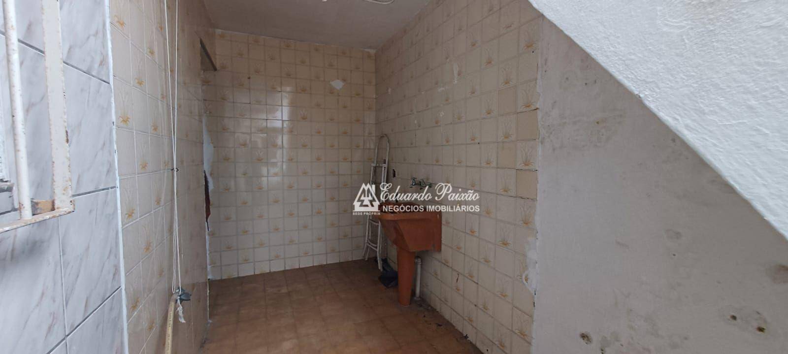 Casa à venda com 2 quartos, 50m² - Foto 15