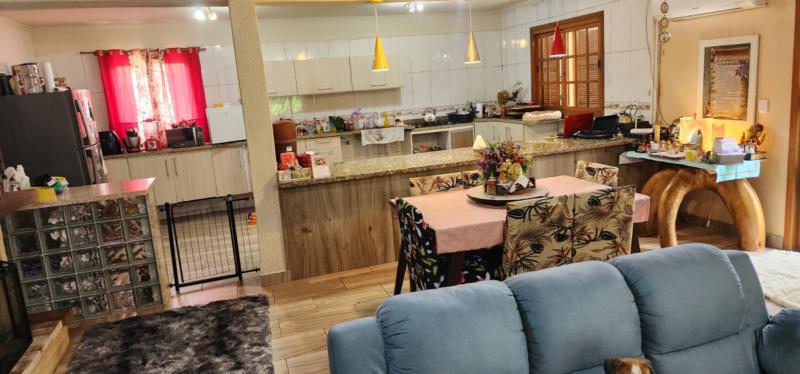 Casa à venda com 2 quartos, 160m² - Foto 13