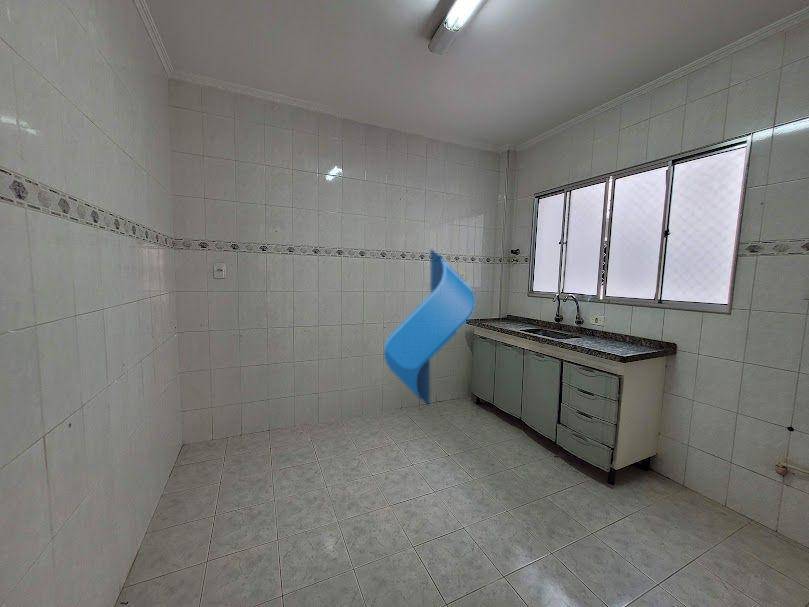 Apartamento para alugar com 2 quartos, 80m² - Foto 16