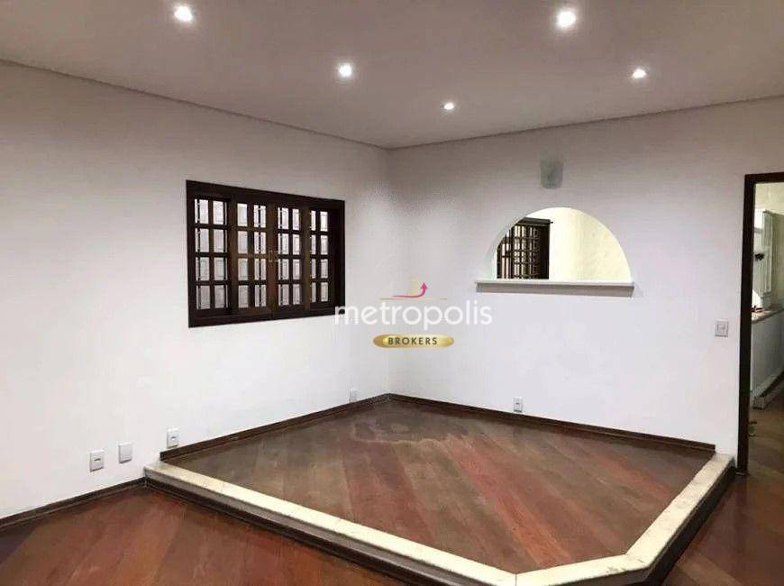 Casa à venda com 2 quartos, 216m² - Foto 1