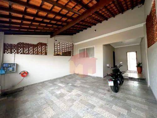 Casa, 3 quartos, 210 m² - Foto 2