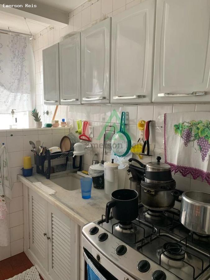 Apartamento à venda com 2 quartos, 61m² - Foto 6