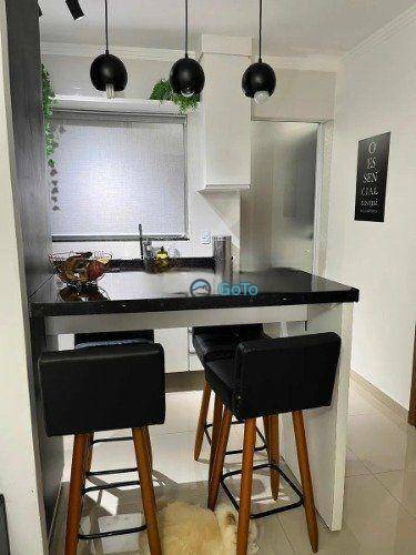 Apartamento à venda com 2 quartos, 50m² - Foto 4