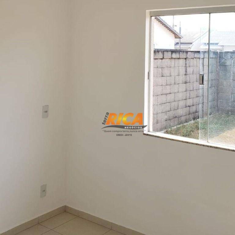 Casa de Condomínio à venda com 3 quartos, 80m² - Foto 9