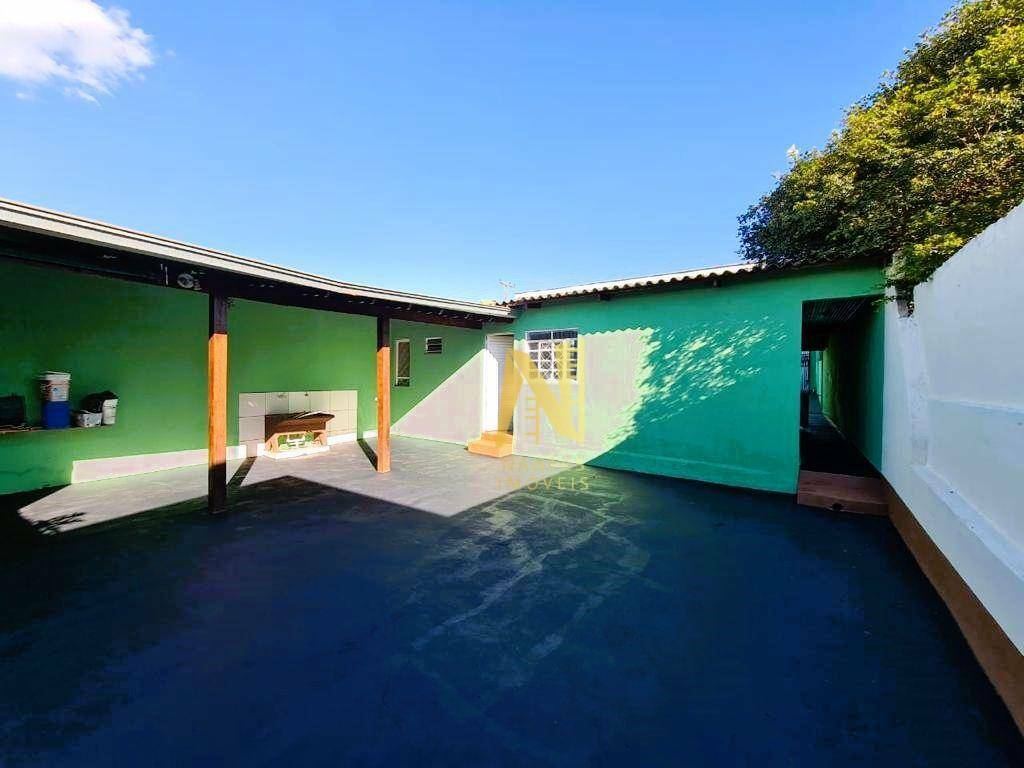 Casa à venda com 3 quartos, 100m² - Foto 26