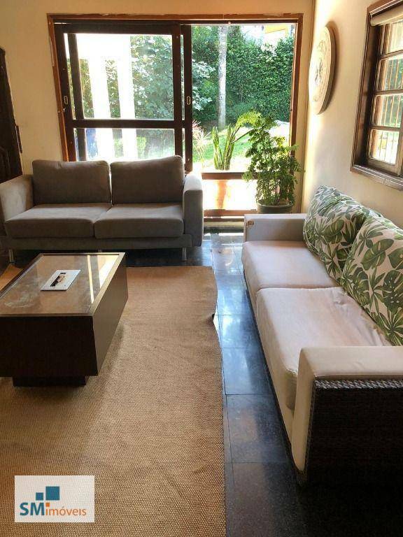 Casa à venda com 3 quartos, 333m² - Foto 5