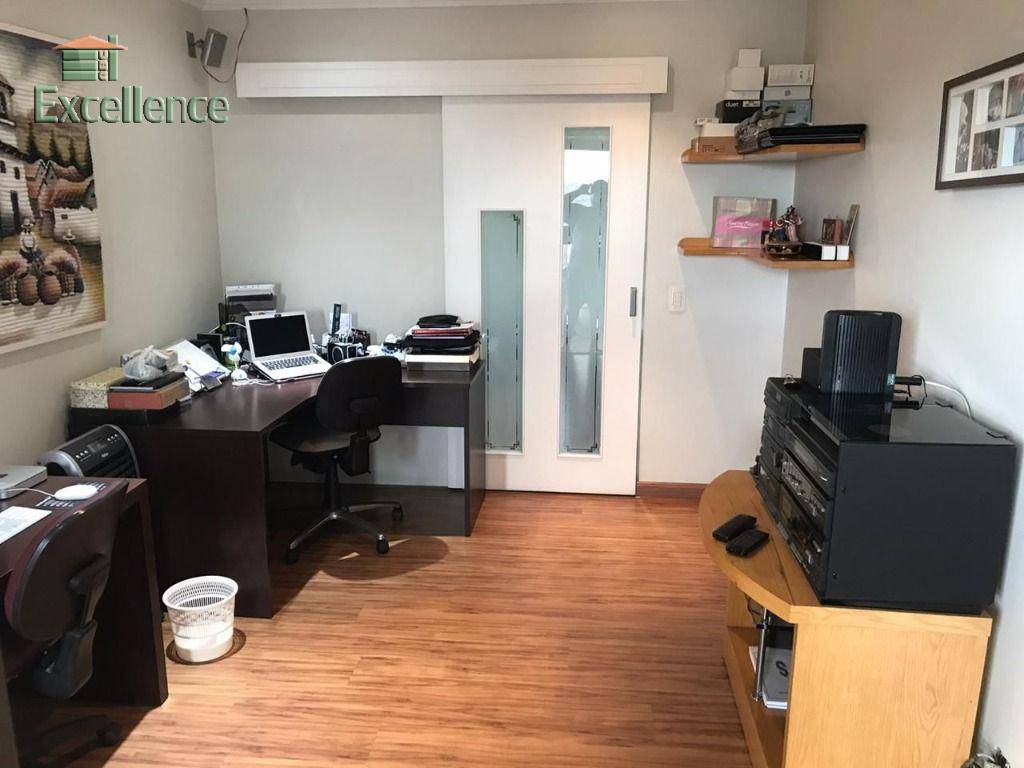 Apartamento à venda com 4 quartos, 230m² - Foto 27