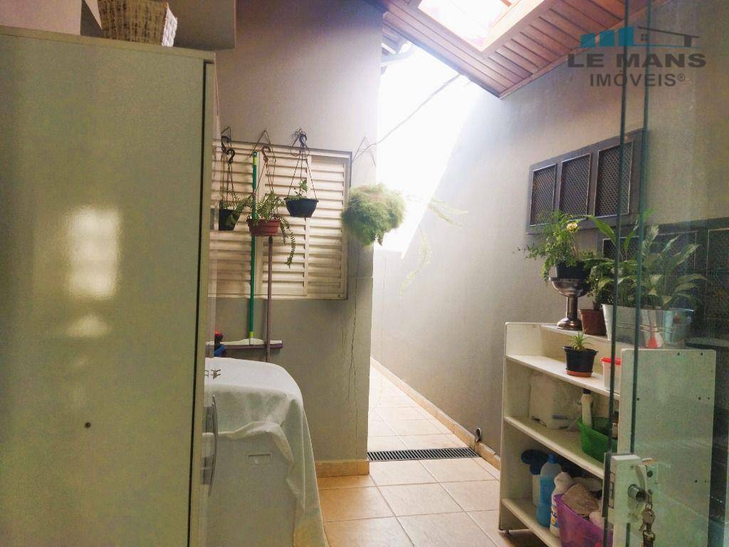 Casa à venda com 3 quartos, 100m² - Foto 12