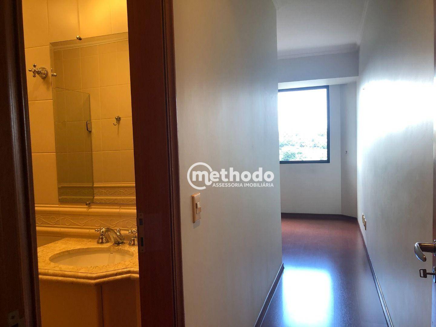 Apartamento à venda com 3 quartos, 235m² - Foto 25