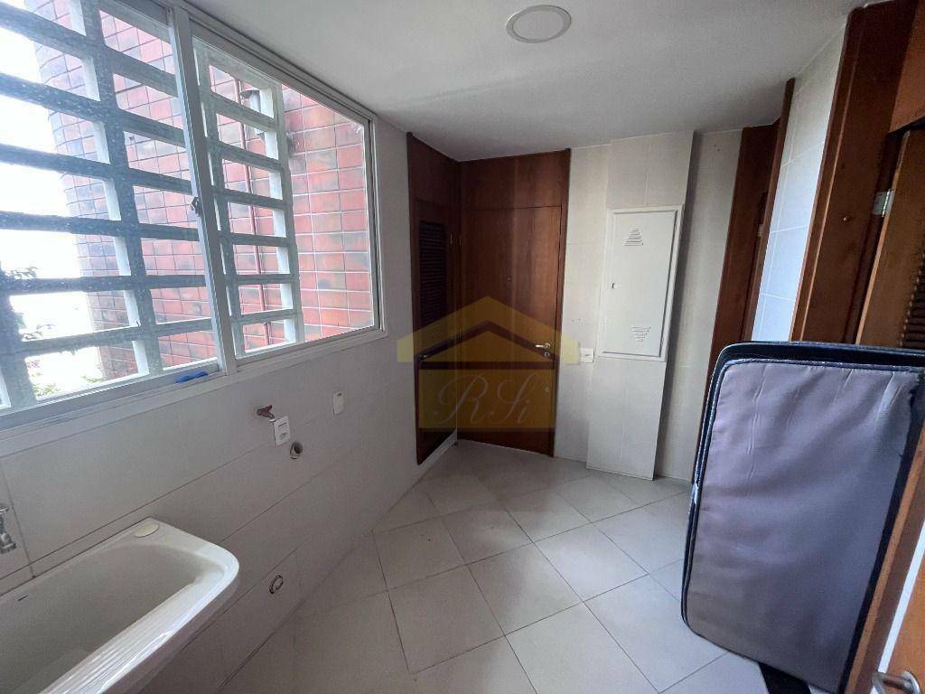 Apartamento à venda com 3 quartos, 250m² - Foto 10