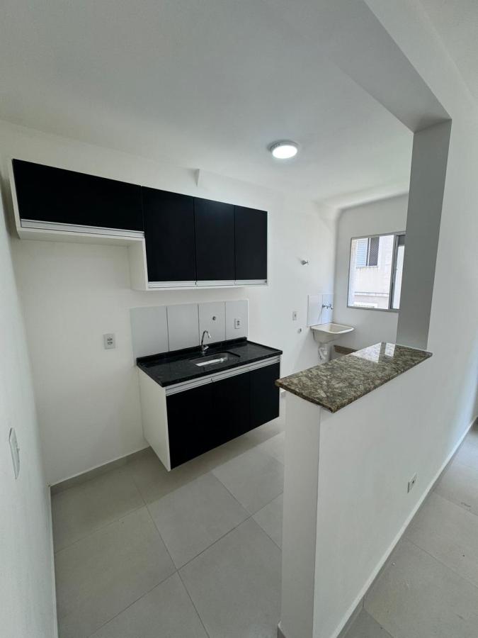 Apartamento à venda com 2 quartos, 46m² - Foto 2