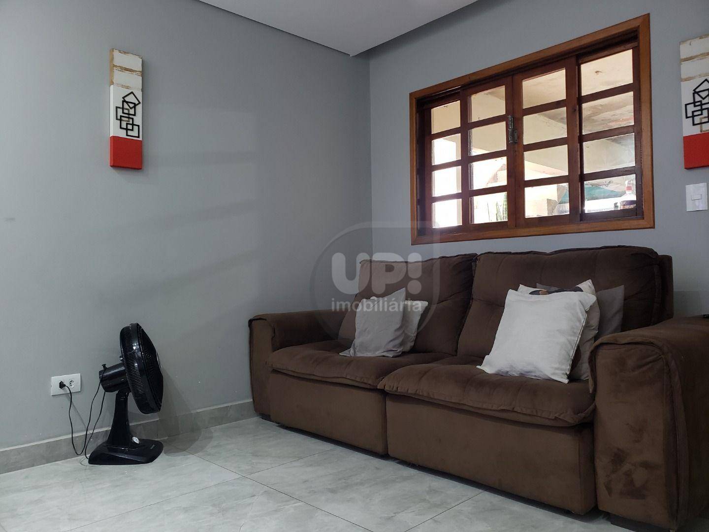 Casa à venda com 3 quartos, 153m² - Foto 3