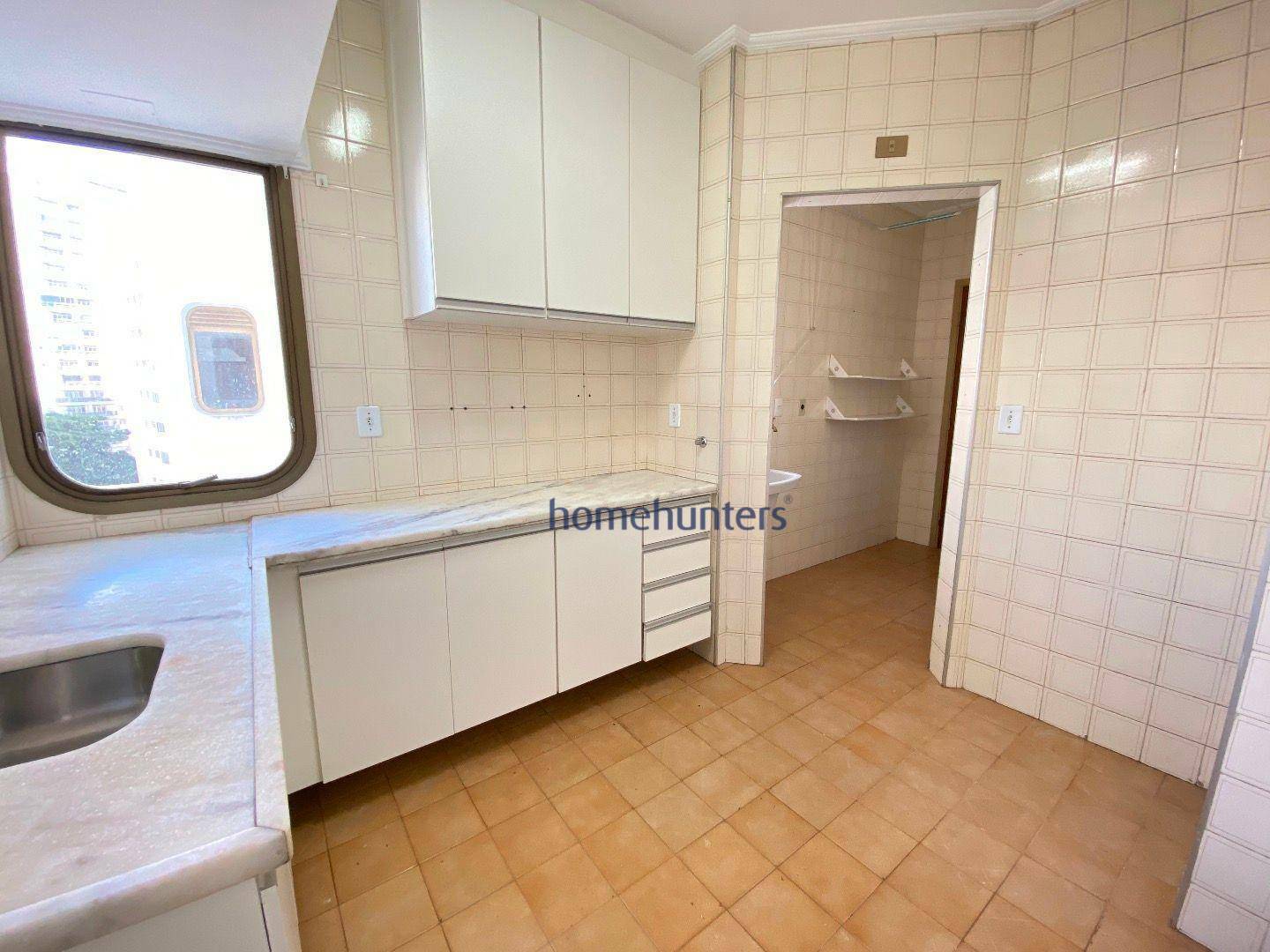 Apartamento à venda com 1 quarto, 60m² - Foto 22