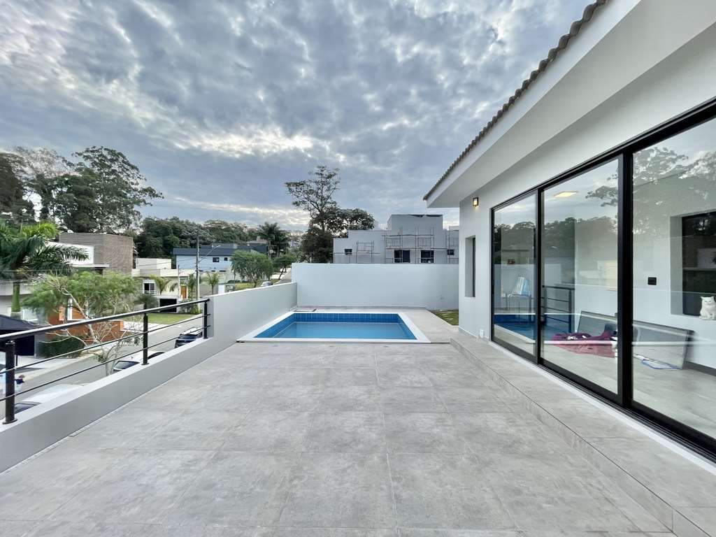 Casa de Condomínio à venda com 3 quartos, 321m² - Foto 47