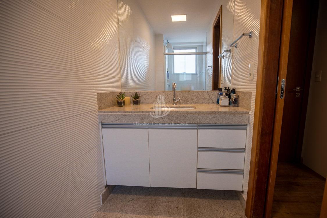 Apartamento à venda com 3 quartos, 162m² - Foto 22