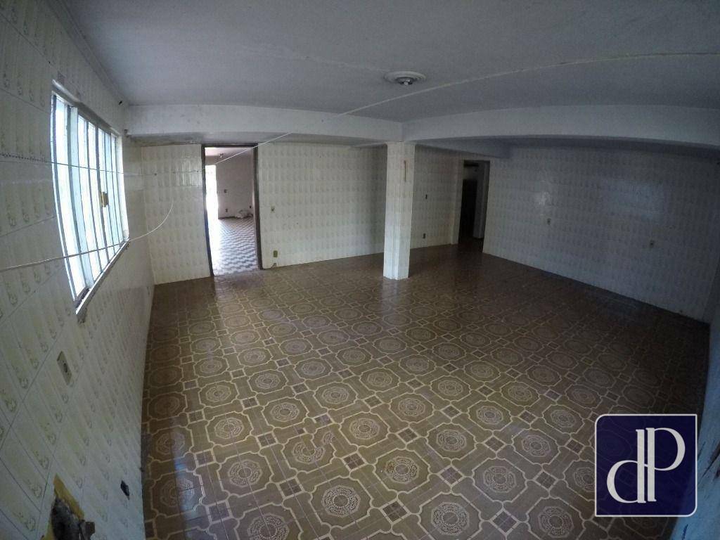 Sobrado à venda com 8 quartos, 468m² - Foto 38