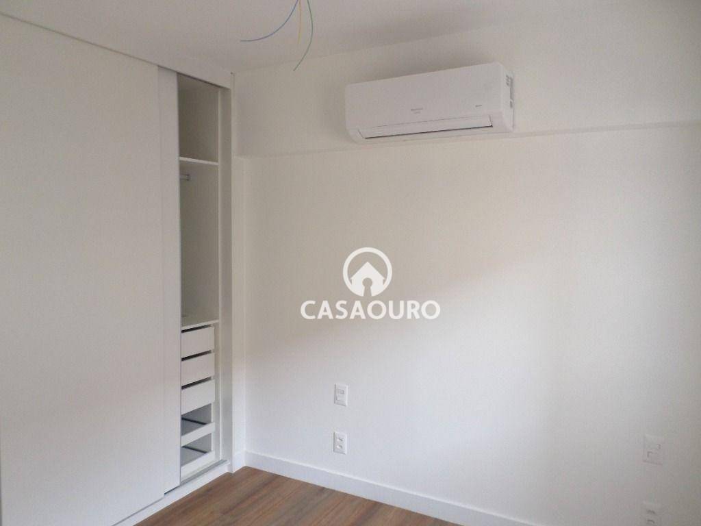 Apartamento à venda com 2 quartos, 62m² - Foto 12