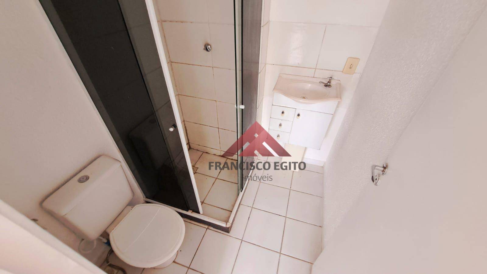 Apartamento para alugar com 3 quartos, 80m² - Foto 13