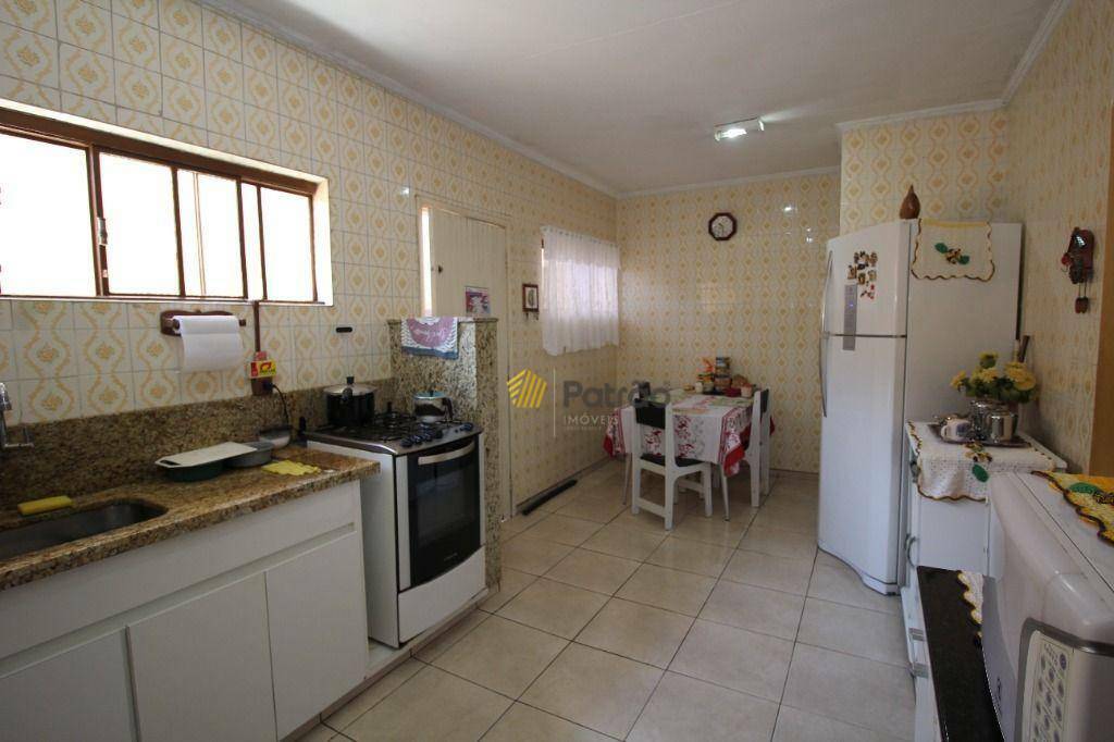 Casa à venda com 3 quartos, 150m² - Foto 23